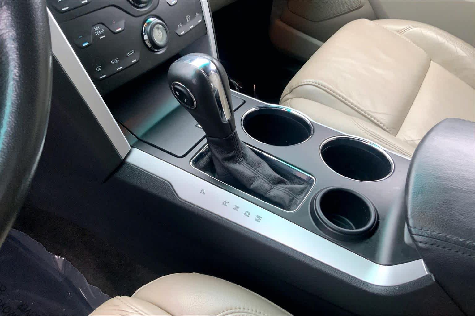 Used 2012 White Platinum Metallic Tri-coat Ford XLT image 15