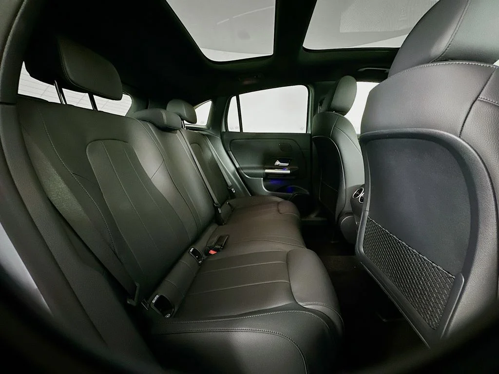 Used 2026 Gray Mercedes-Benz GLA 250 image 27