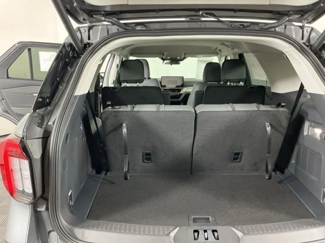 New 2026 Carbonized Gray Metallic Ford Active image 28