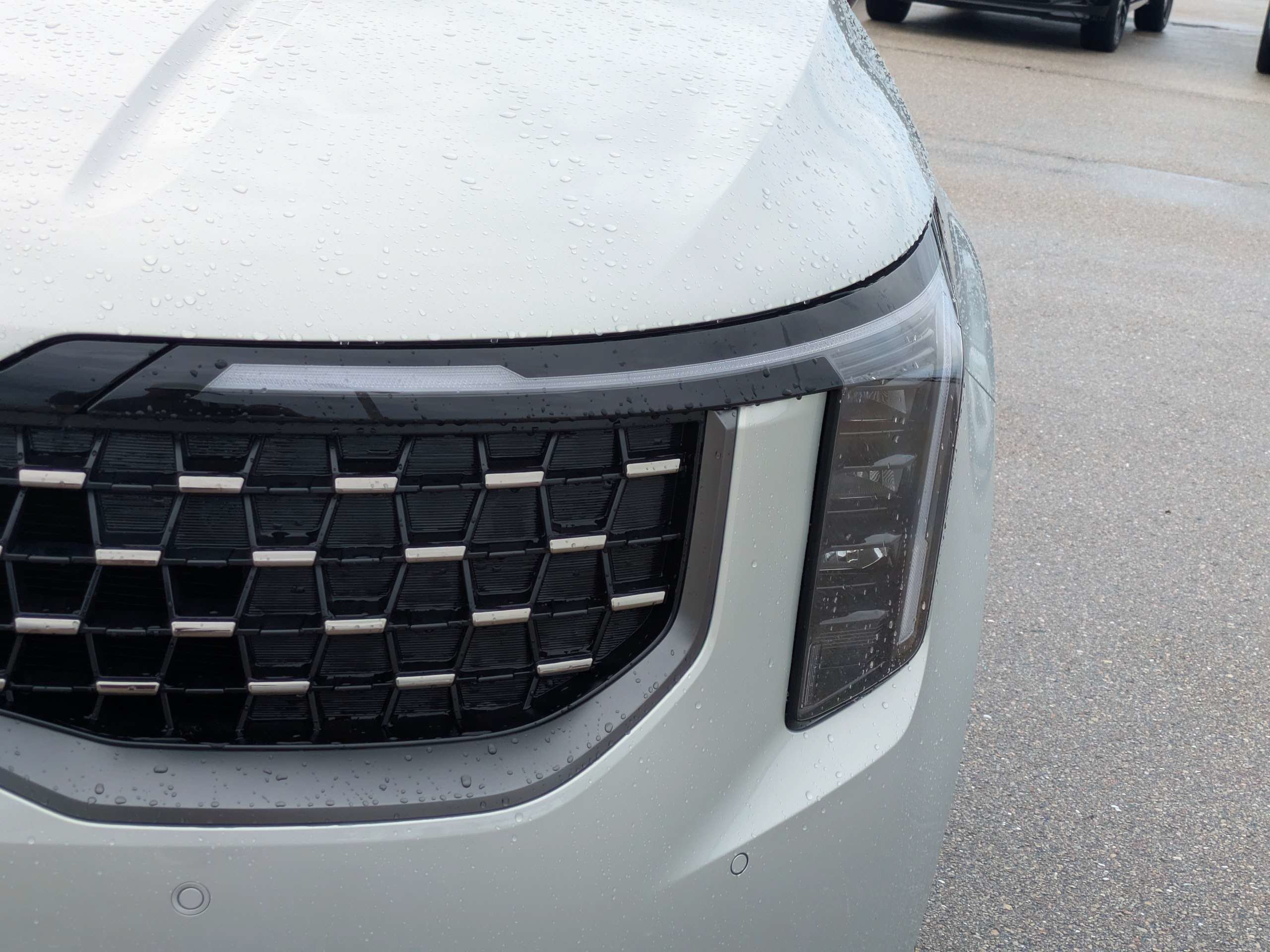 New 2026 Ivory Silver Kia SX image 10
