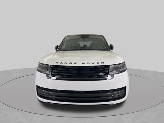 Certified Used 2025 Fuji White Land Rover SE image 2