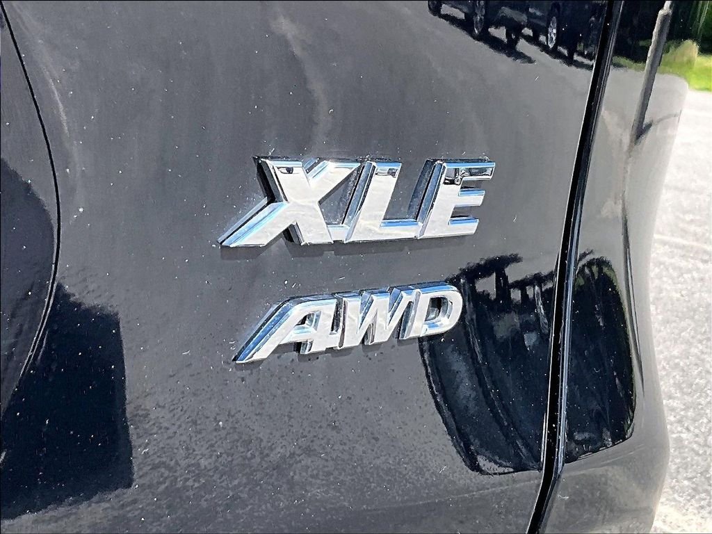 Used 2024 Black Toyota XLE image 29