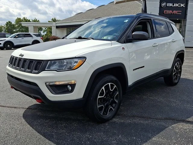 Used 2020 White Jeep Trailhawk image 3