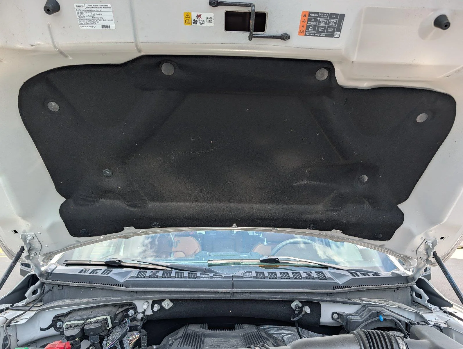 Used 2019 White Platinum Metallic Tri-Coat/Stone Gray Ford King Ranch image 34