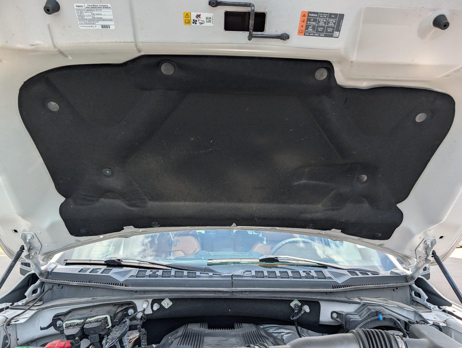Used 2019 White Platinum Metallic Tri-Coat/Stone Gray Ford King Ranch image 34