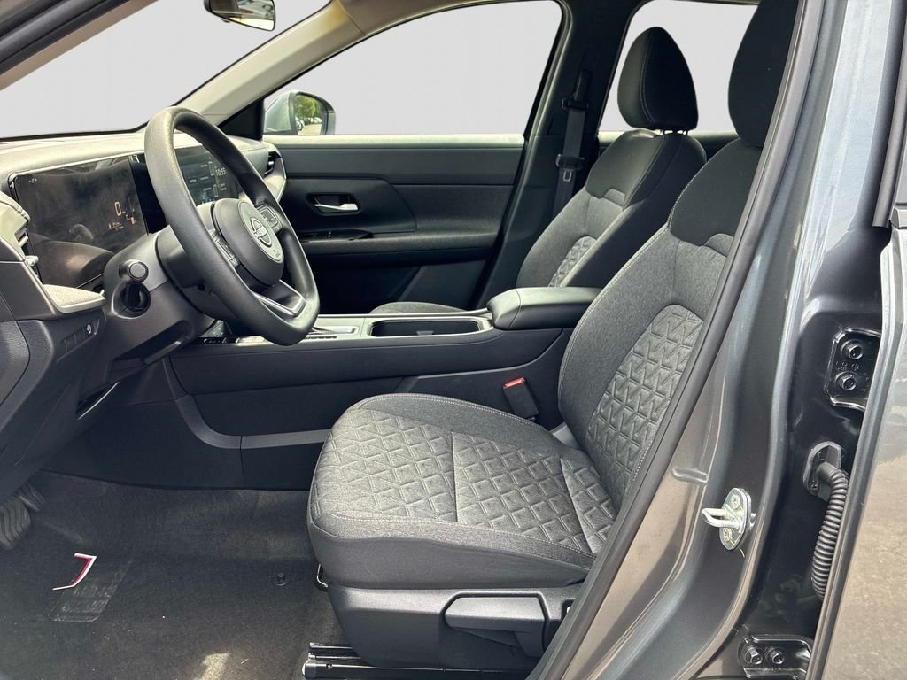 Used 2025 Gray Nissan SV image 20