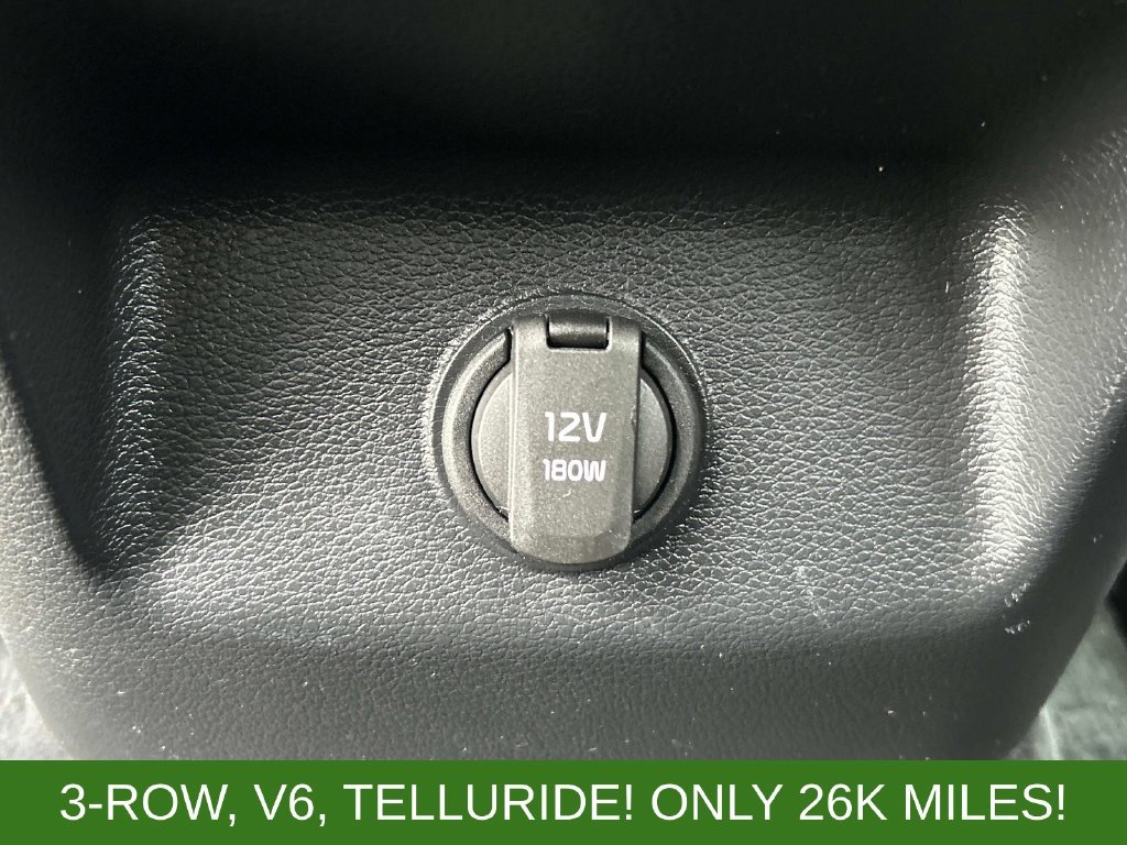 Used 2024 Black Kia S image 19