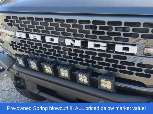 Used 2021 Gray Ford Badlands image 10