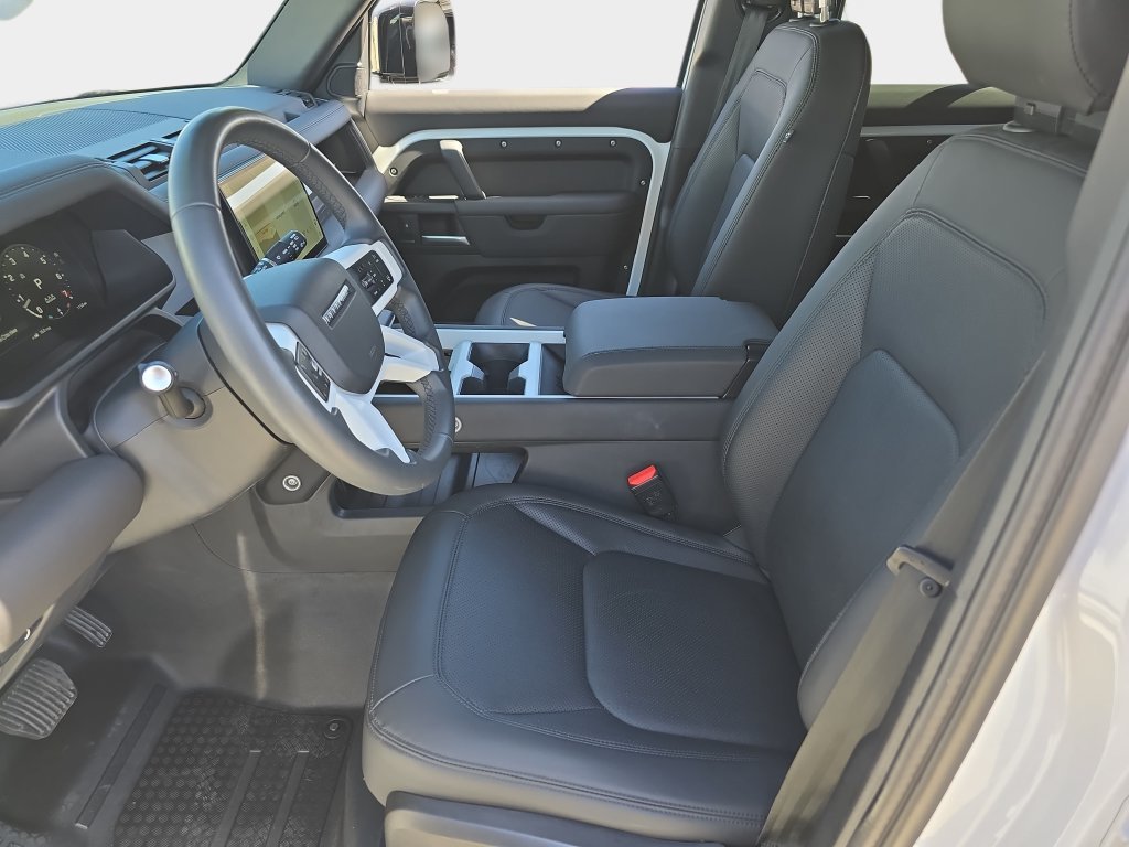 Certified Used 2025 White Land Rover S image 15