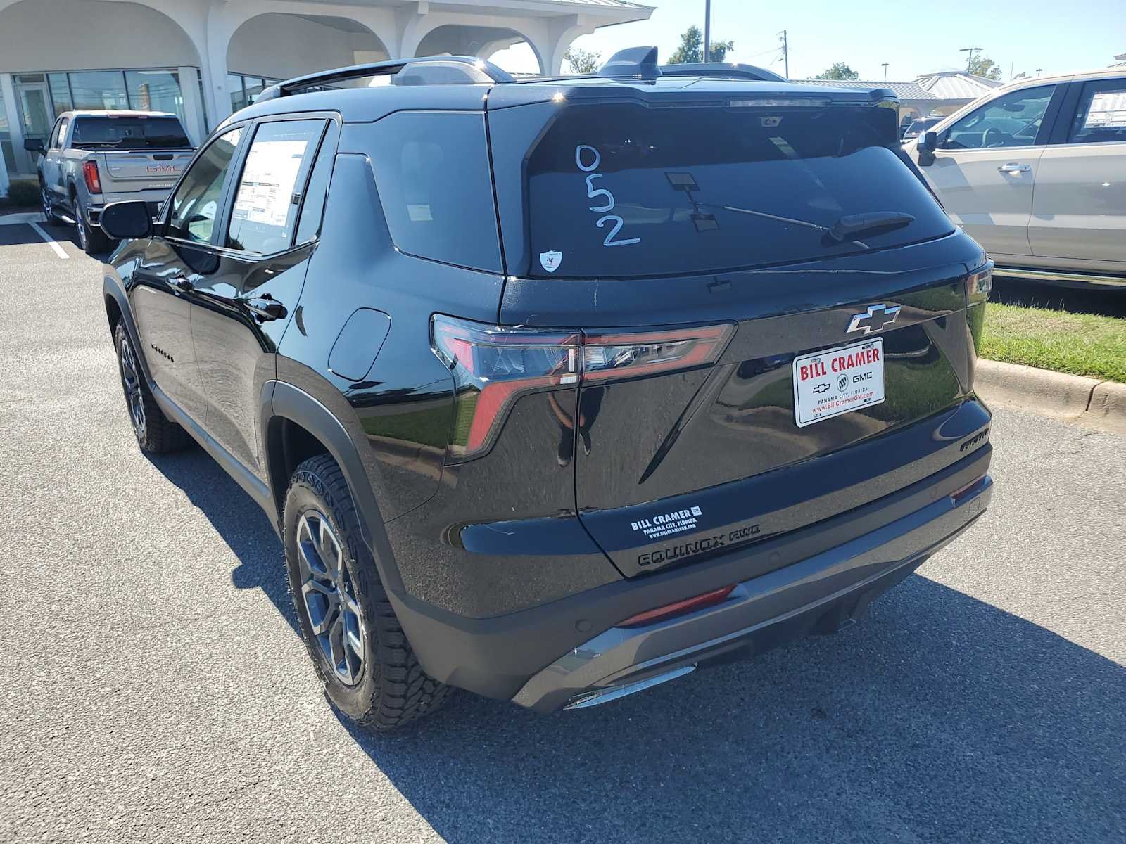 2026 Chevrolet Equinox ACTIV photo 3