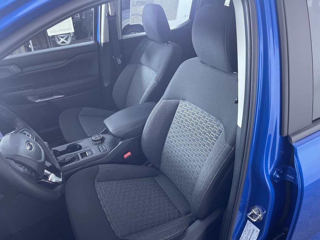 New 2025 Velocity Blue Metallic Ford XLT image 15