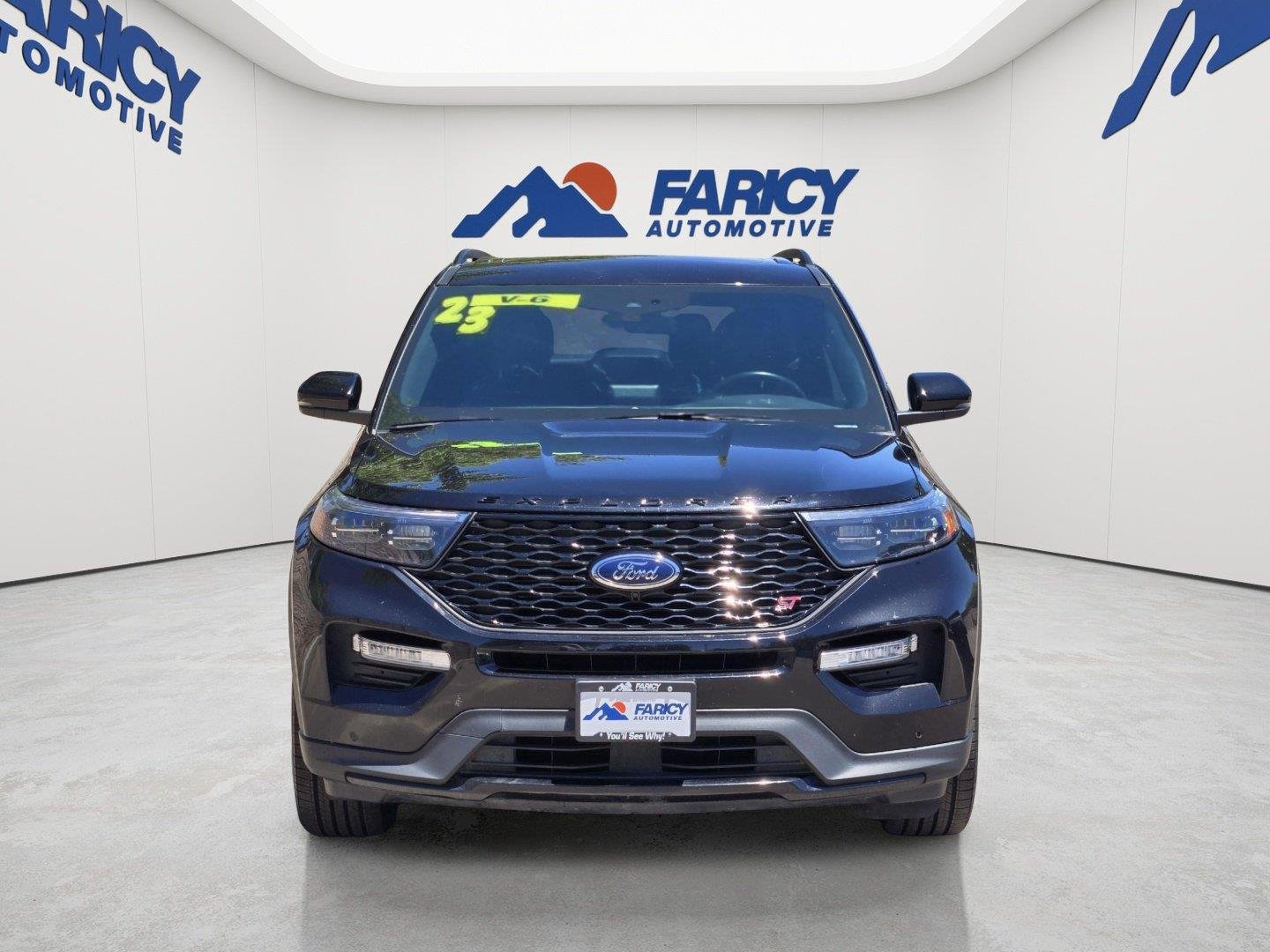 Used 2023 Agate Black Ford ST image 2