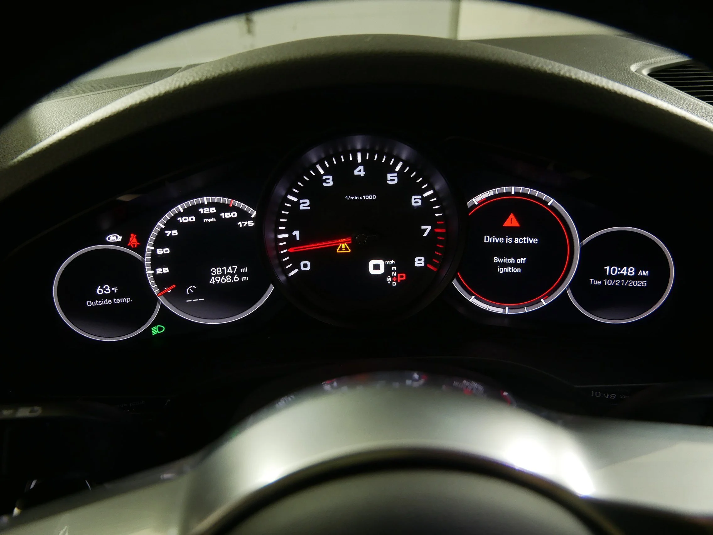 2022 Porsche Cayenne Platinum Edition - Photo 21