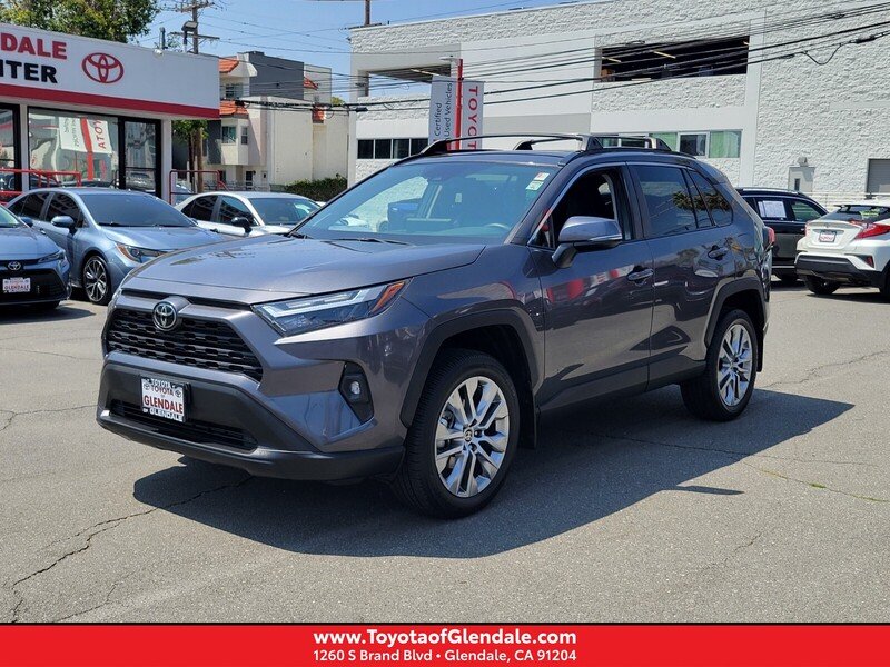2024 Toyota RAV4 XLE Premium FWD's photo