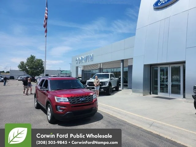 2017 Ford Explorer XLT 4WD's photo