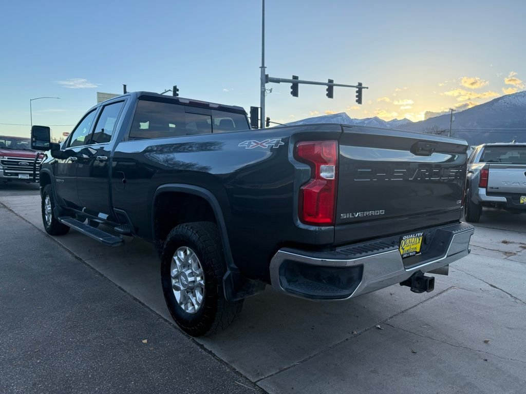 2020 Chevrolet Silverado 3500HD LTZ photo 3