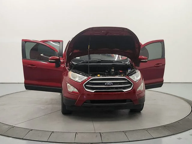 Used 2020 Red Ford SE image 11