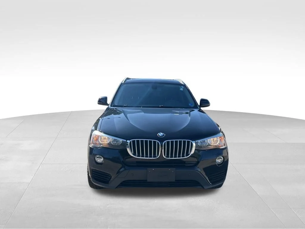 Used 2017 Black BMW xDrive28i image 9