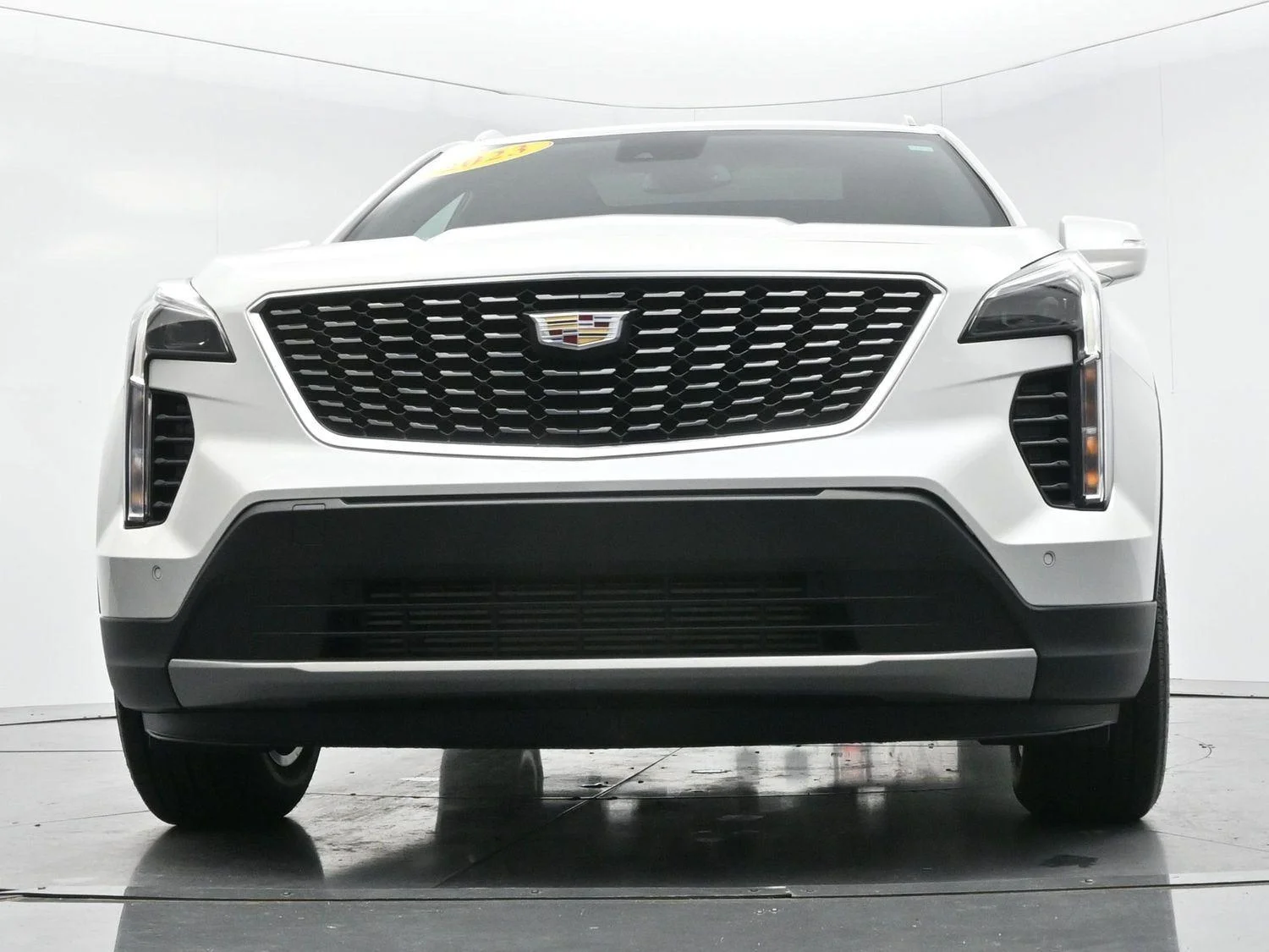 Used 2023 Crystal White Tricoat Cadillac Premium Luxury image 42