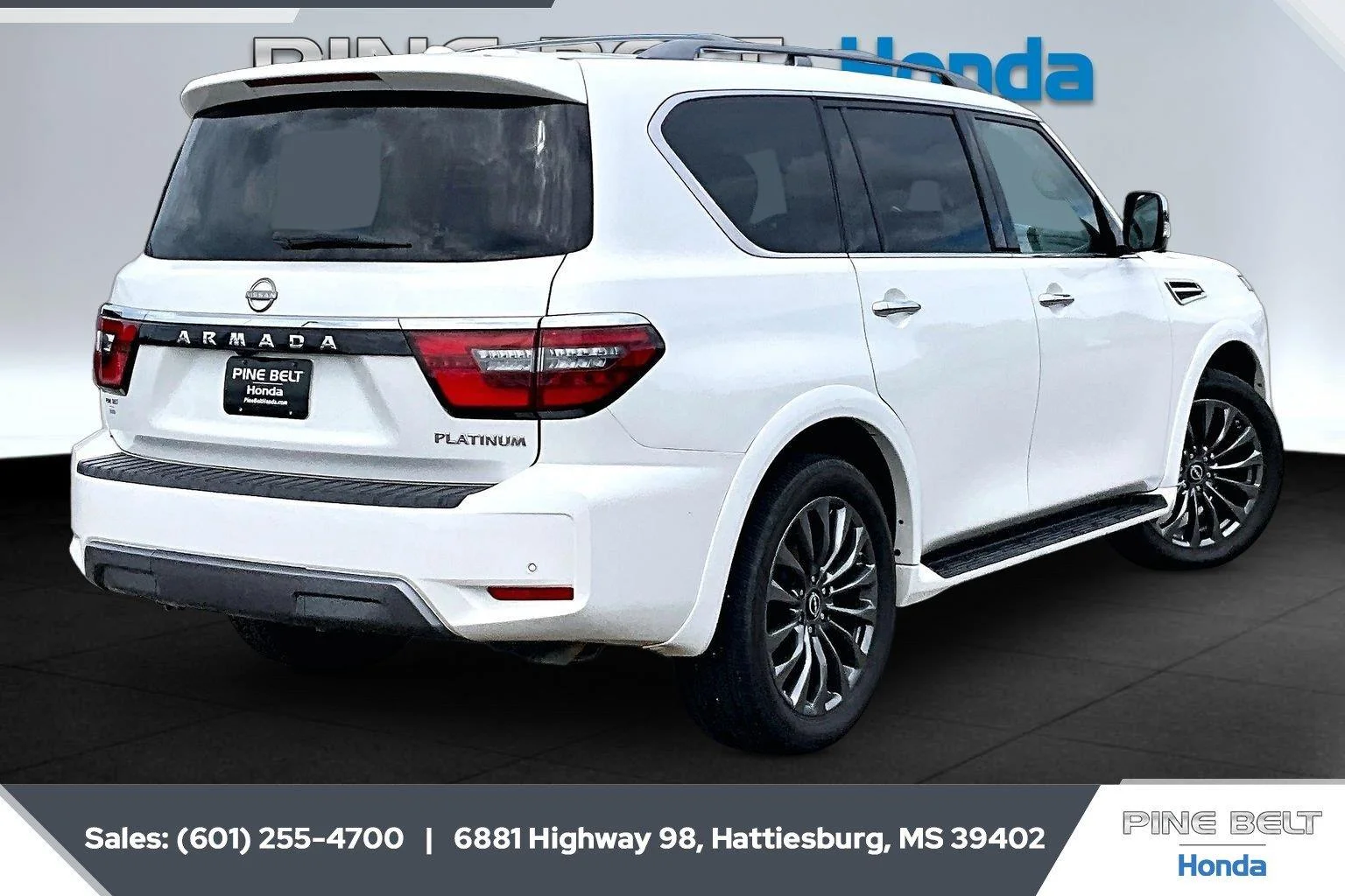 Used 2023 Aspen White Tricoat Nissan Platinum image 11