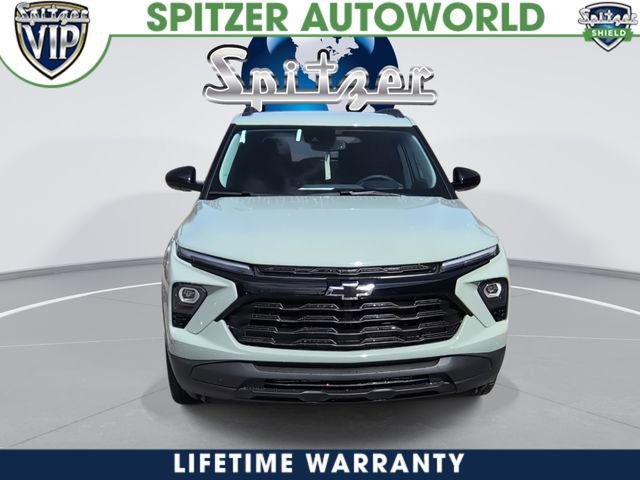 View vehicle photo 3