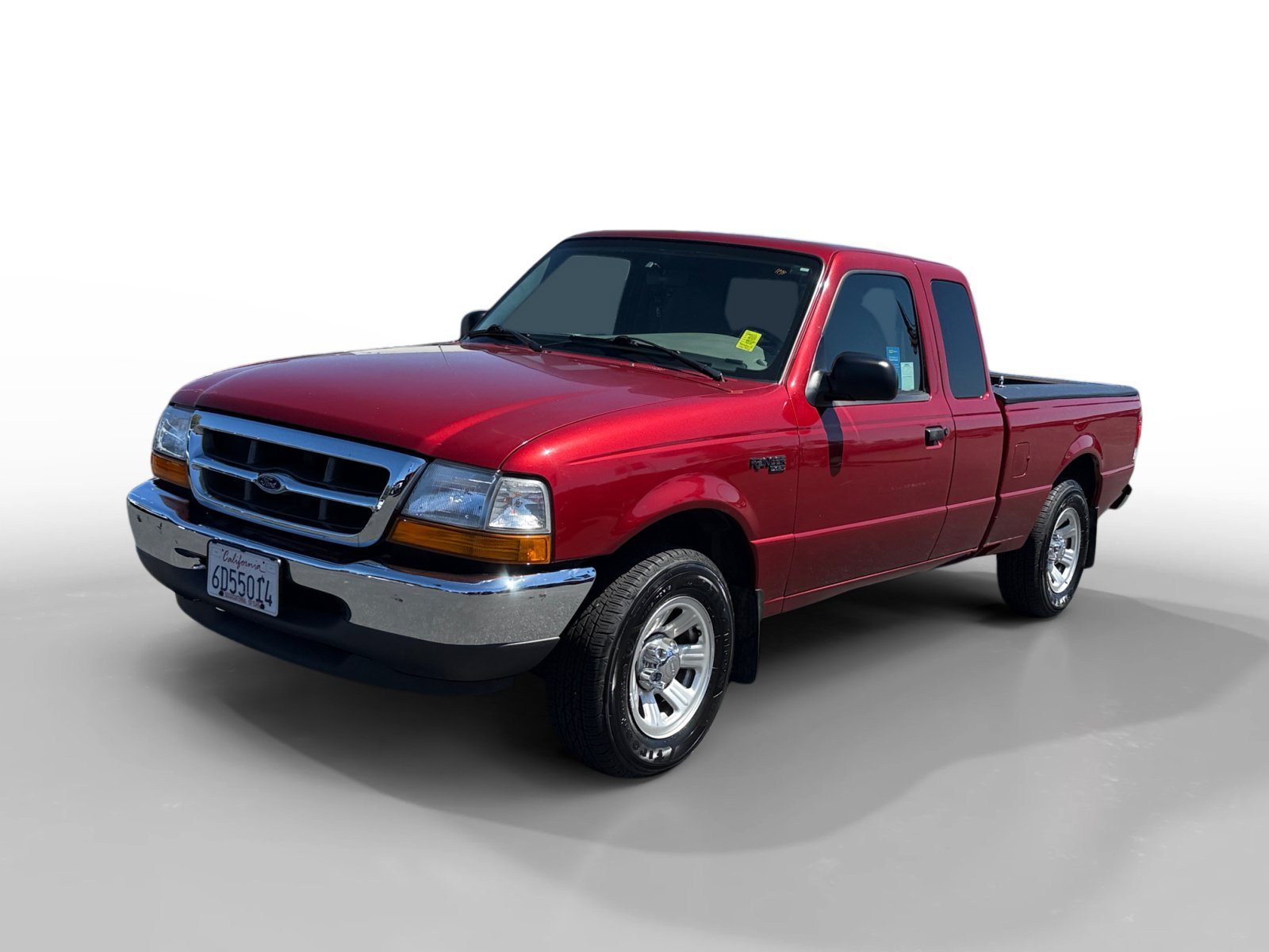 Used 2000 Bright Red Clearcoat Ford XLT image 1