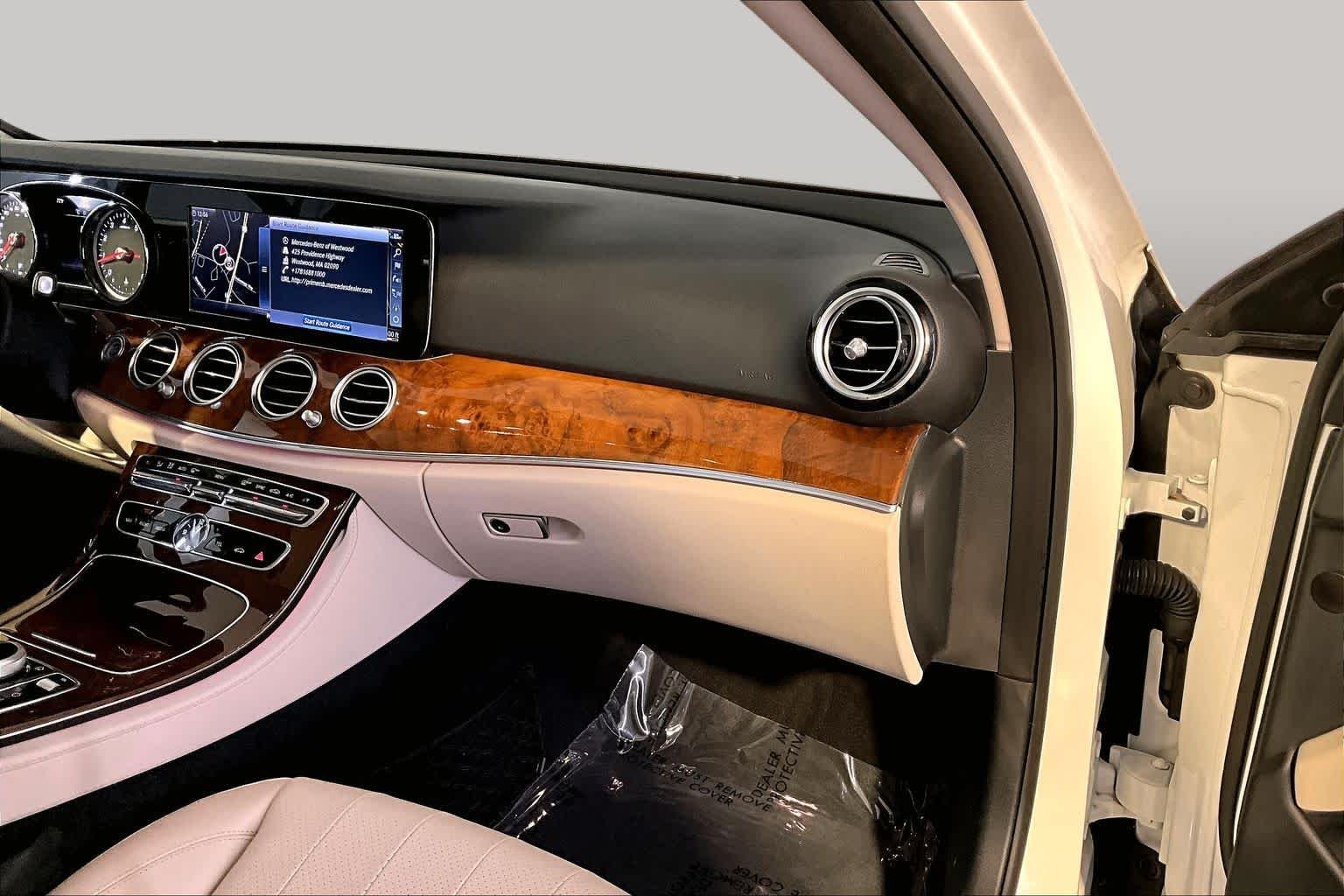 Used 2019 Polar White Mercedes-Benz E 300 image 18