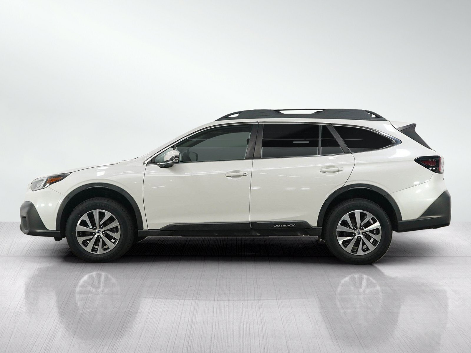 Used 2020 Crystal White Pearl Subaru Premium image 2