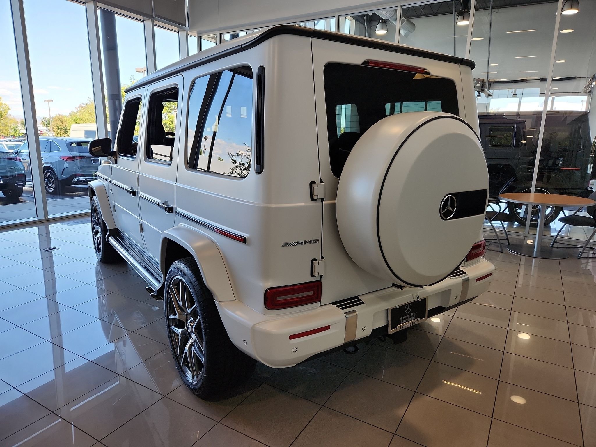 New 2027 MANUFAKTUR Moonlight White Magno Mercedes-Benz AMG® G 63 image 6