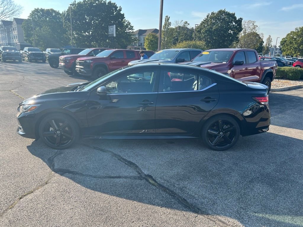 Used 2021 Black Nissan SR image 5
