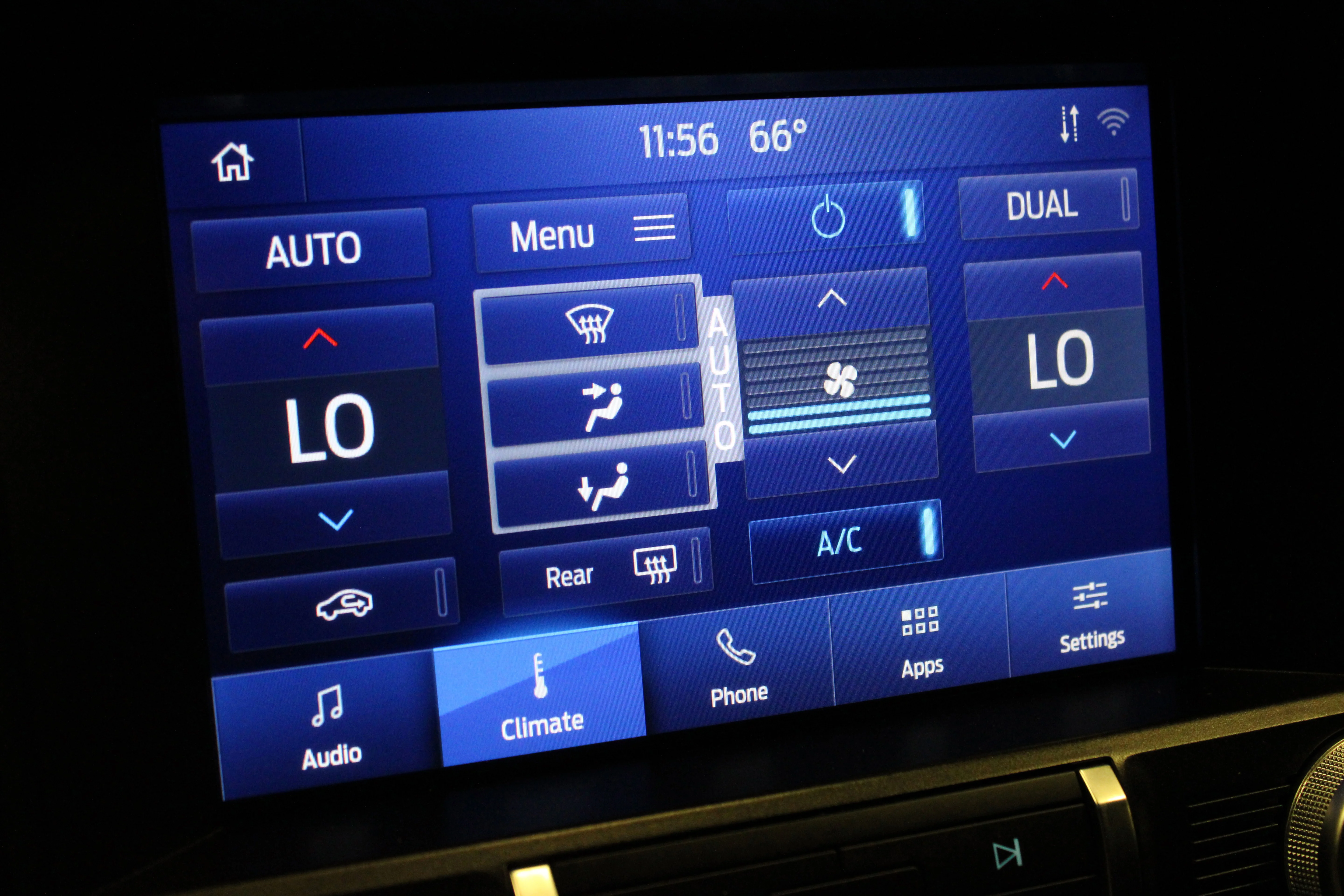 Used 2022 Green Metallic Ford EcoBoost image 24