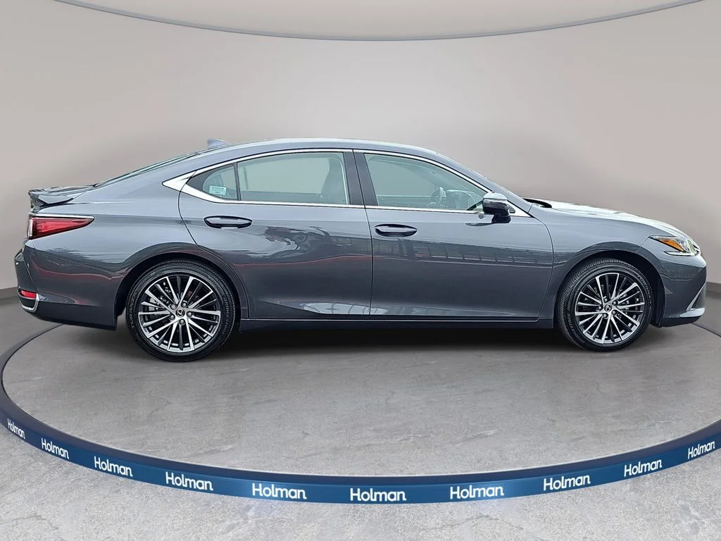 Certified Used 2025 CLOUDBURST GRAY Lexus 300h image 5