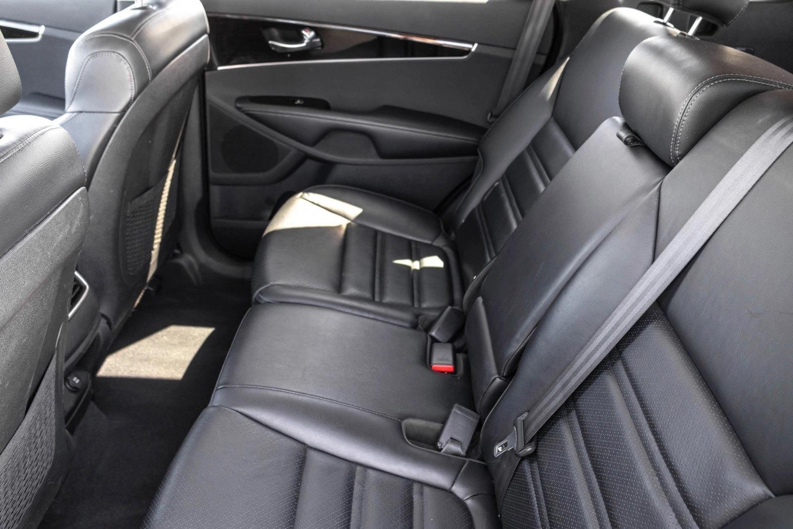 Used 2020 Gravity Grey Kia EX V6 image 24