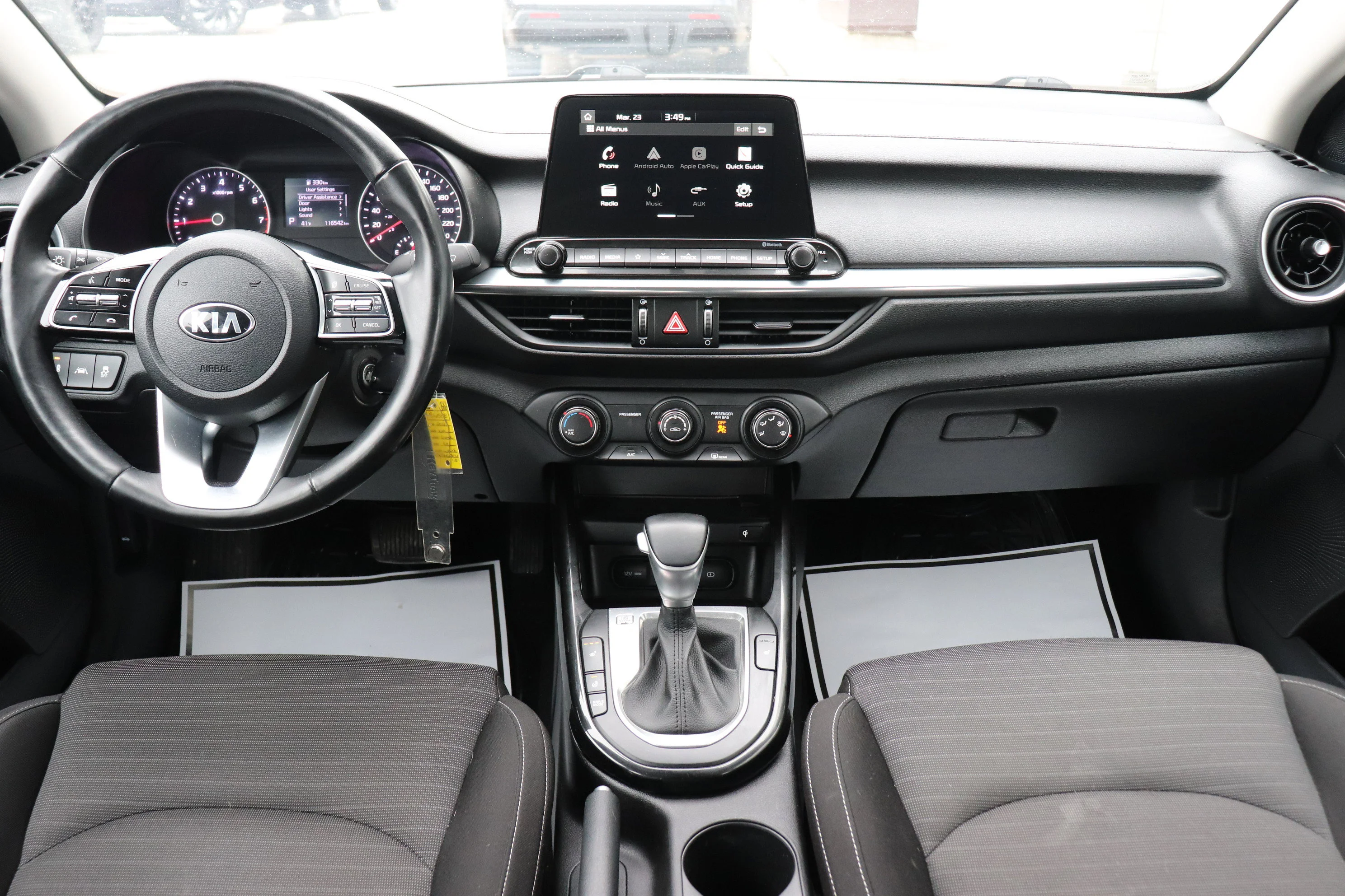 Used 2021 White Kia EX image 12