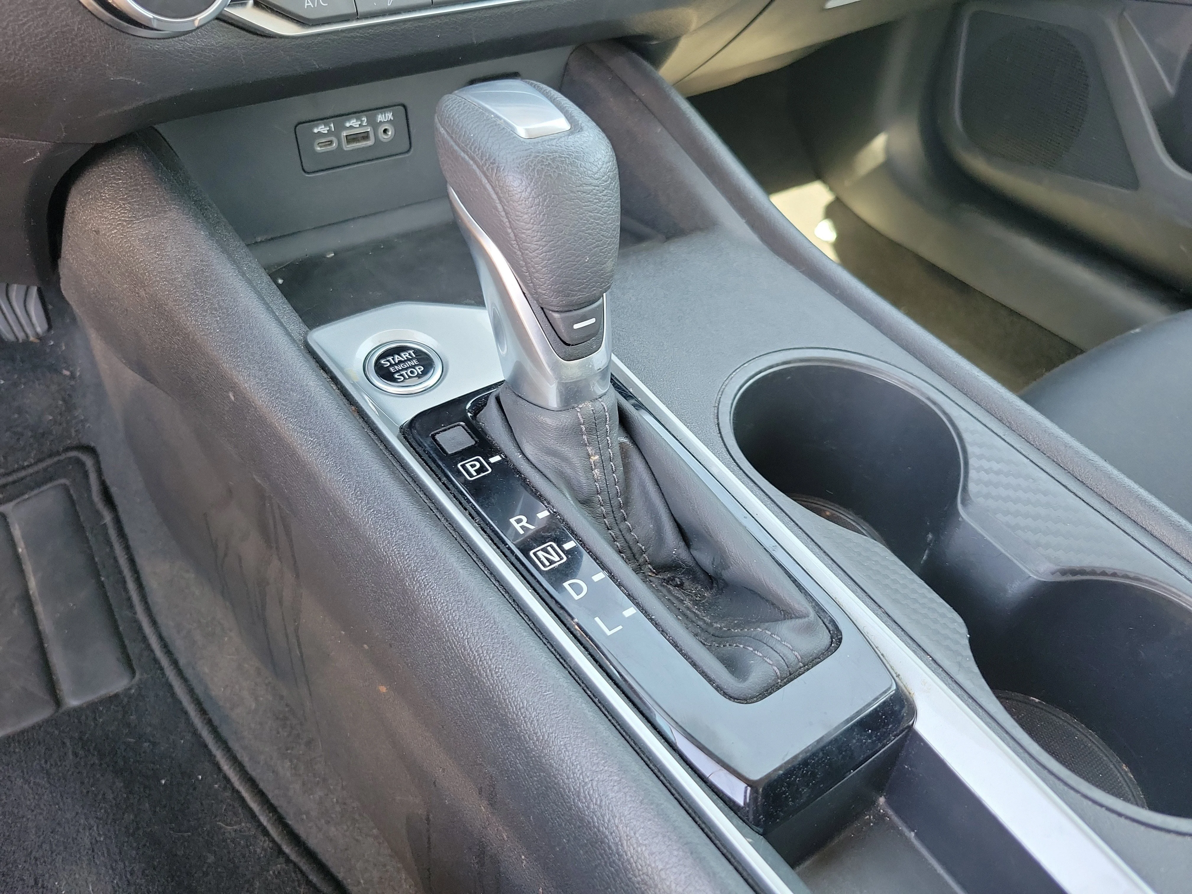 2025 Nissan Altima SV - Photo 12