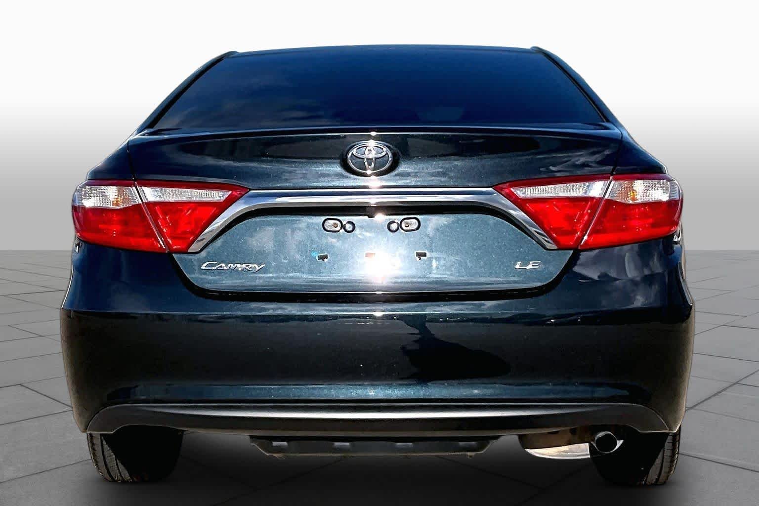 Used 2015 Cosmic Gray Mica Toyota LE image 5