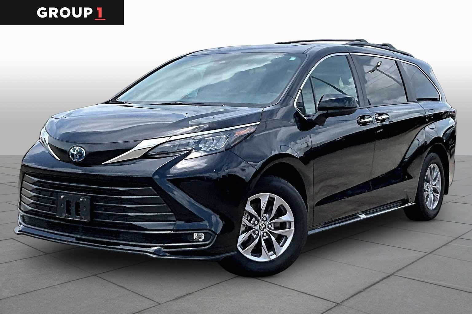 2025 Toyota Sienna XLE