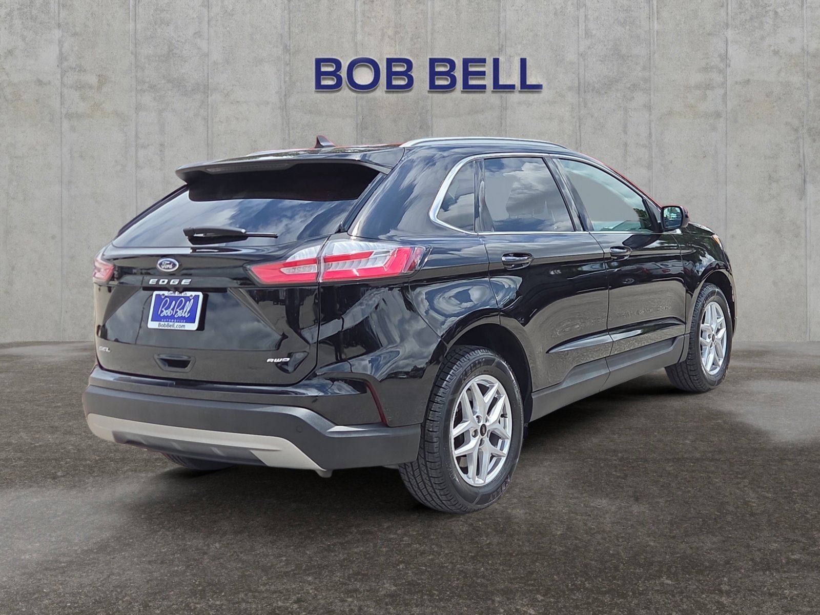 Certified Used 2023 Black Metallic Ford SEL image 5
