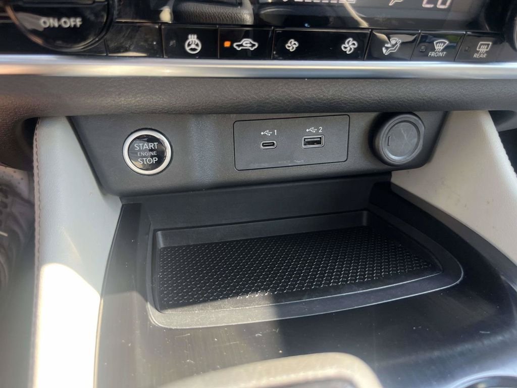 Used 2023 Red Nissan SL image 25