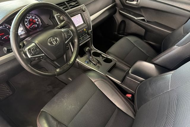 Used 2016 Super White Toyota SE image 14