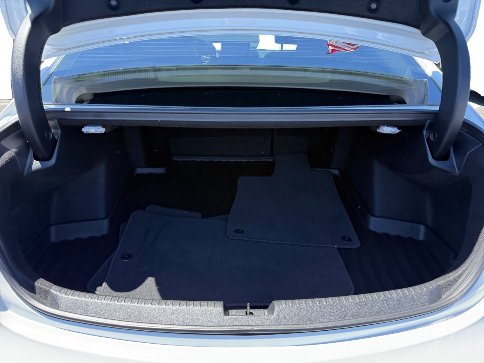 Used 2021 Platinum White Pearl Acura Technology Package image 17