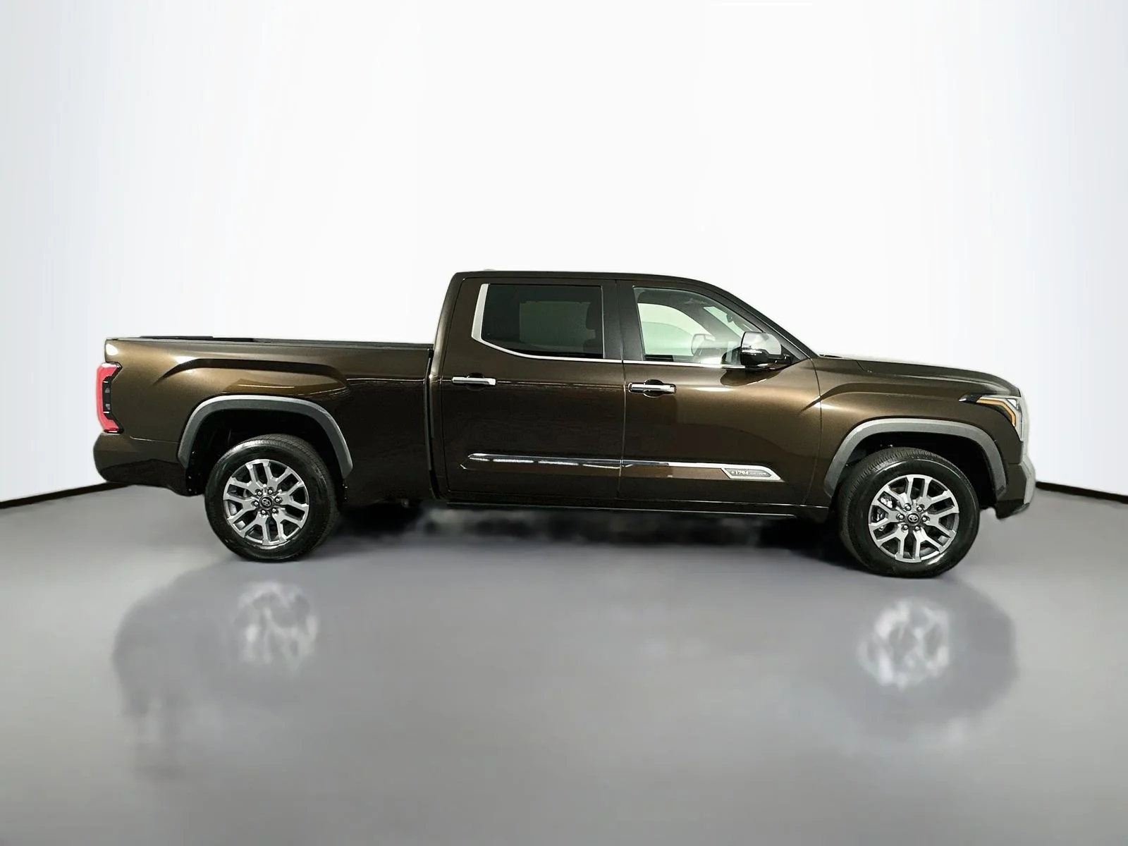 Certified Used 2025  Toyota 1794 image 8