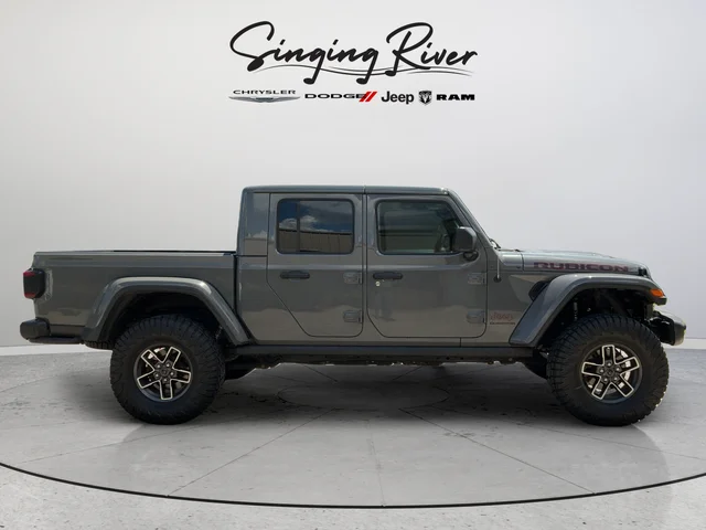 Used 2021 Gray Jeep Rubicon image 8