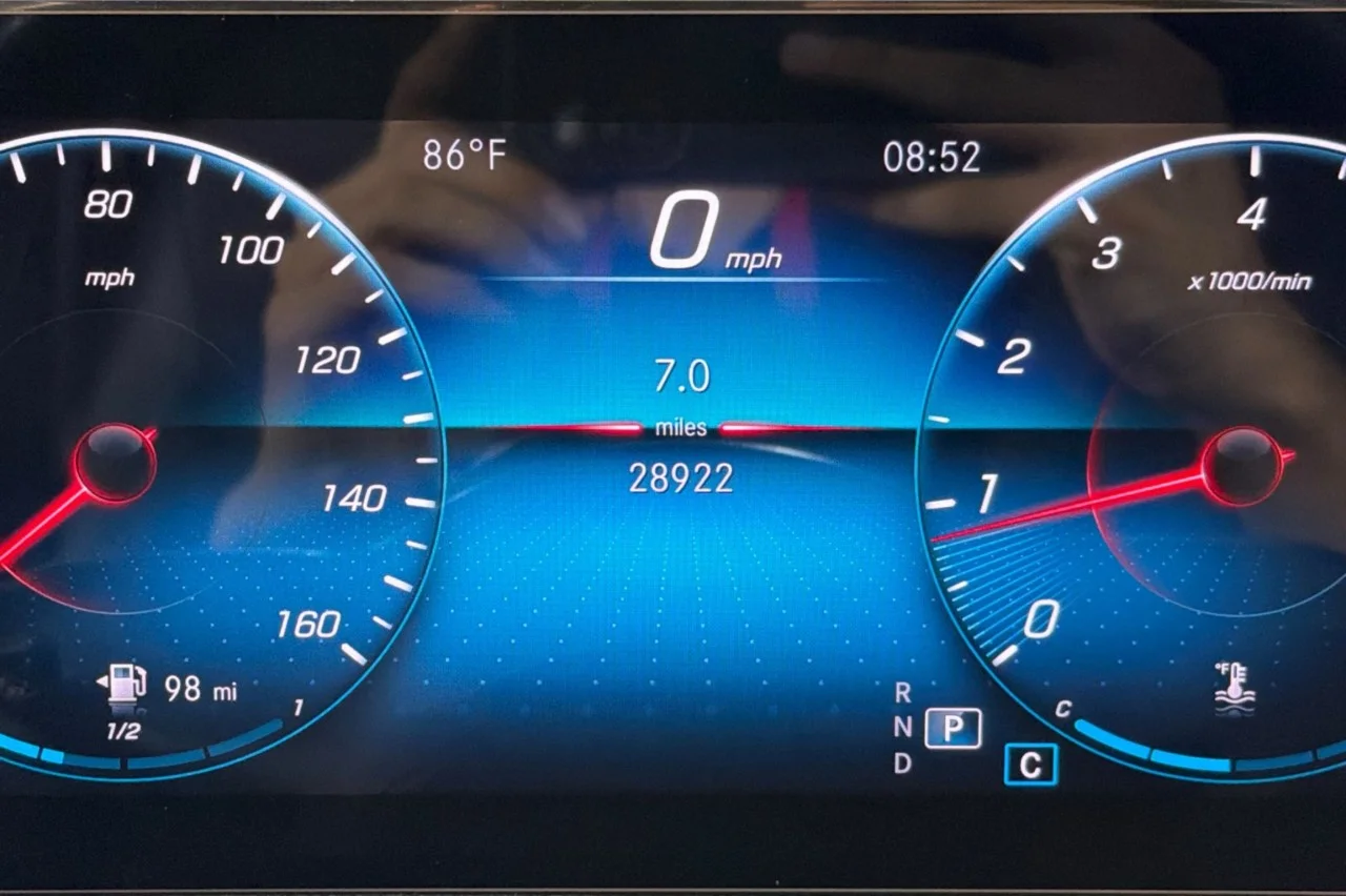 Used 2022 BLACK Mercedes-Benz GLA 250 image 21
