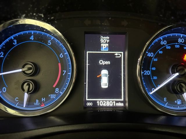 Used 2019 Silver Toyota SE image 10