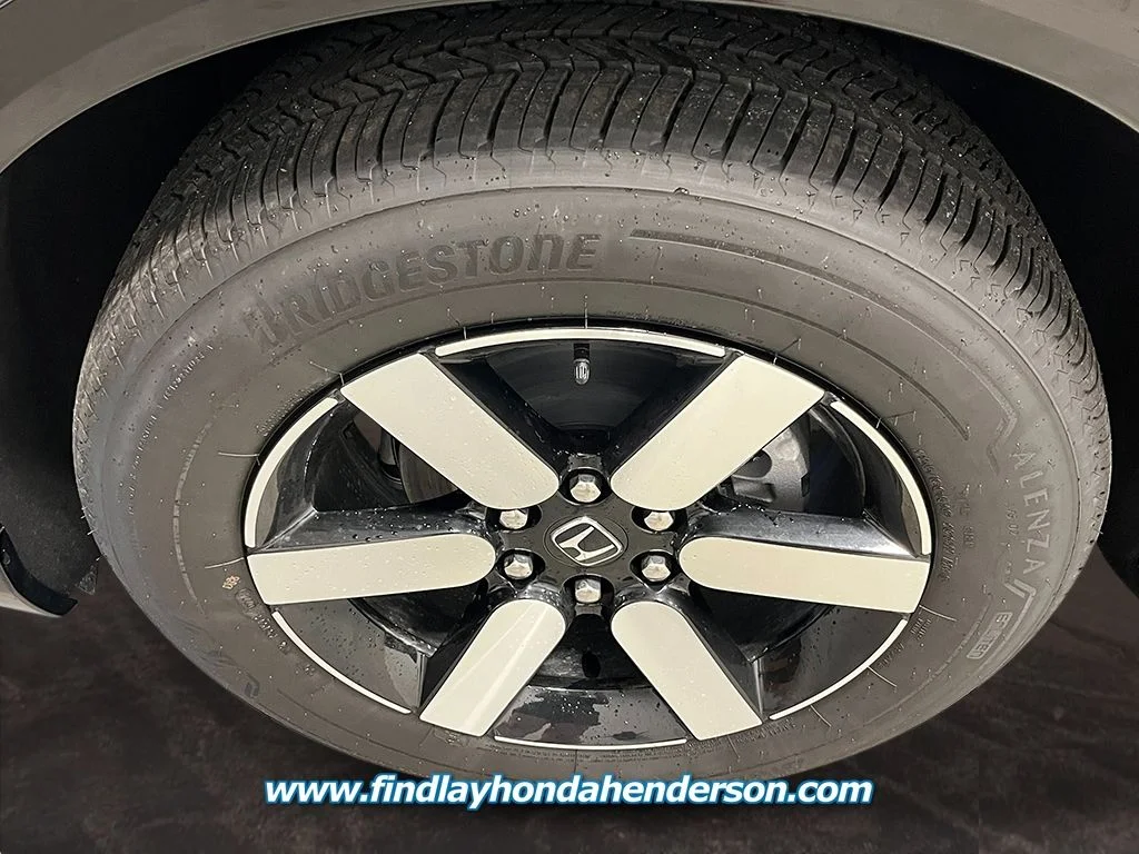New 2026 Sonic Gray Pearl Honda Touring image 11