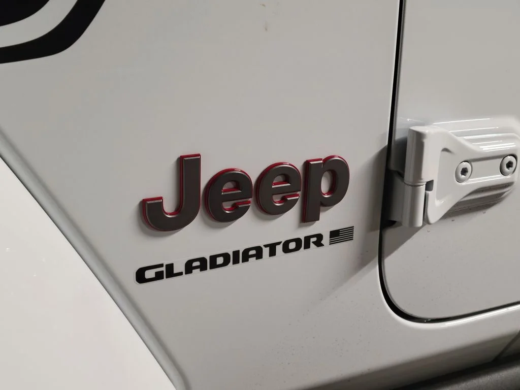 New 2026 Bright White Clear-Coat Exterior Paint Jeep Shadow Ops image 20