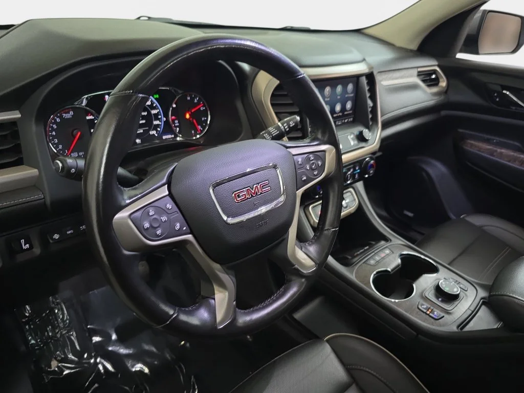 Used 2021 Gray GMC Denali image 18