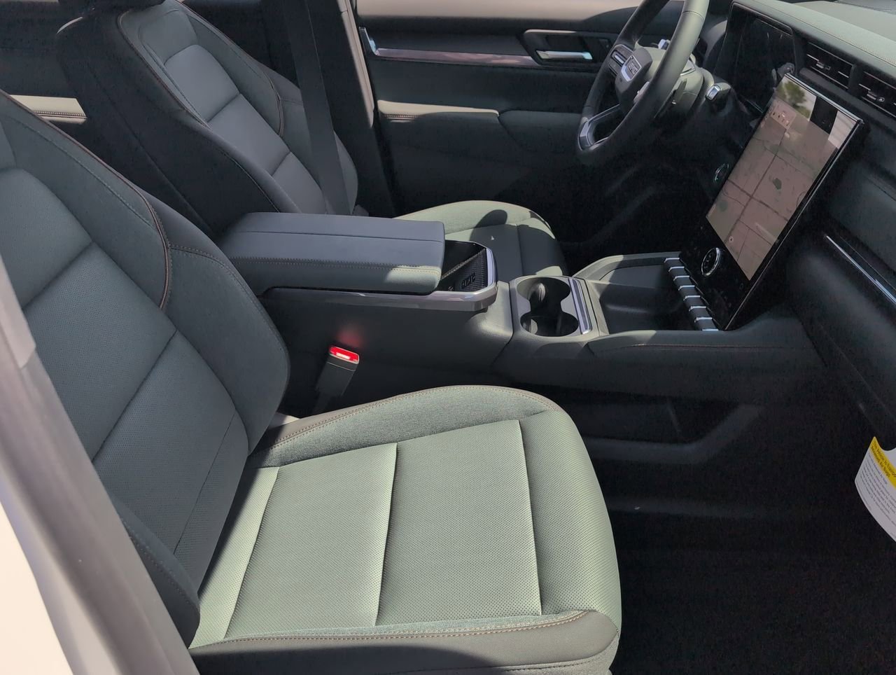 2026 GMC Terrain AT4 - Photo 26