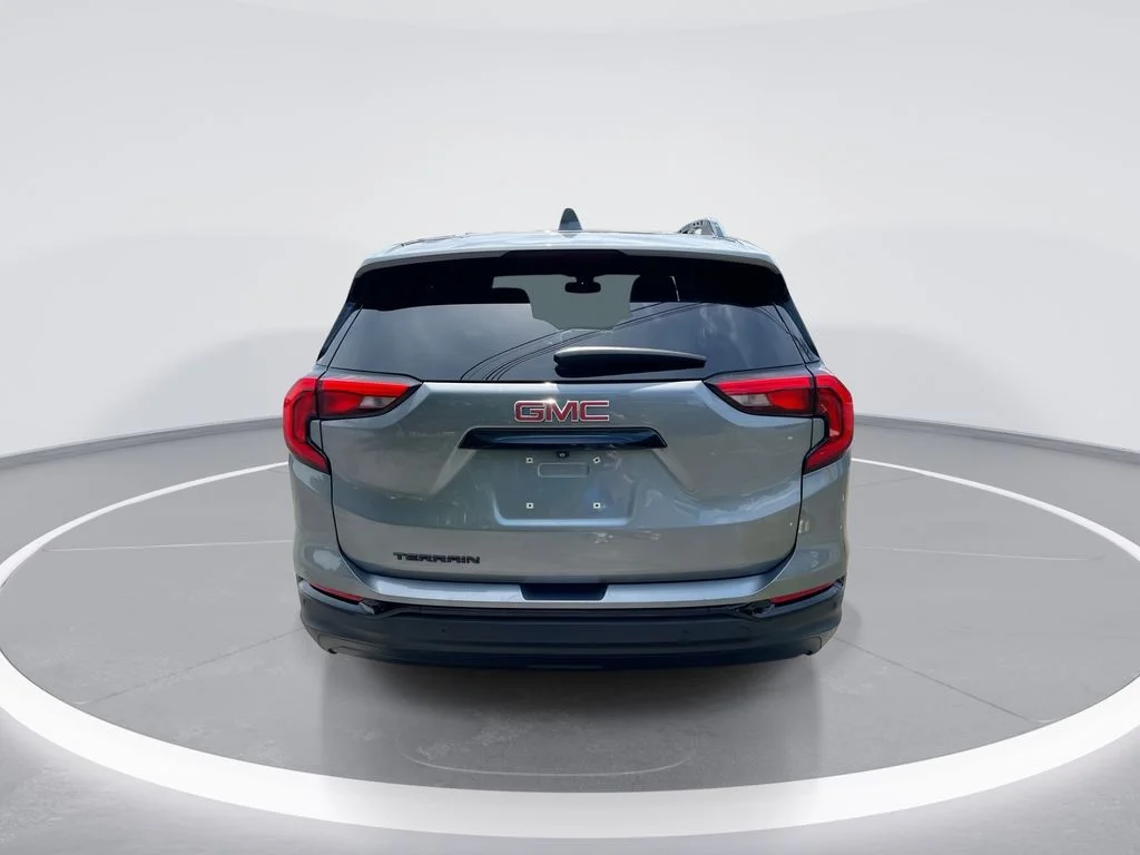 Used 2020 Gray GMC SLT image 7